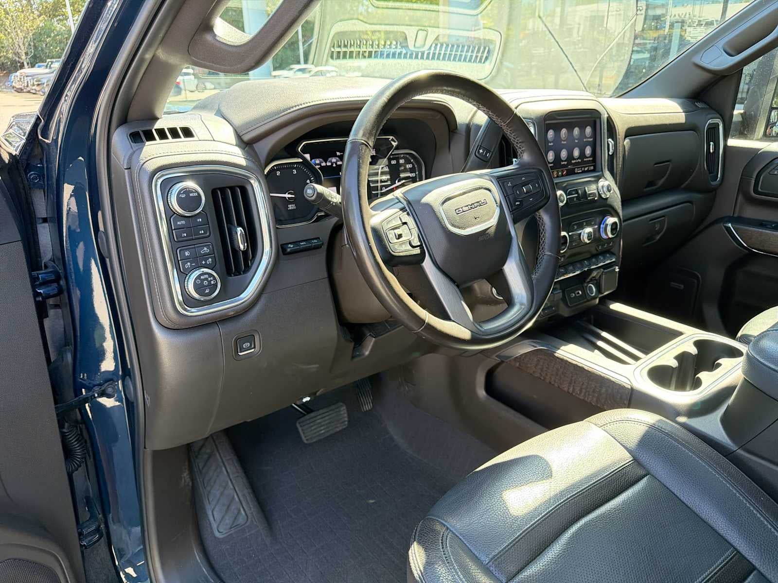 2023 GMC Sierra 2500HD Denali