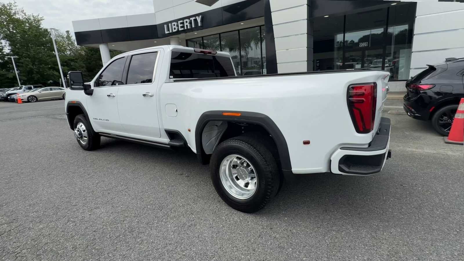 2024 GMC Sierra 3500HD Denali