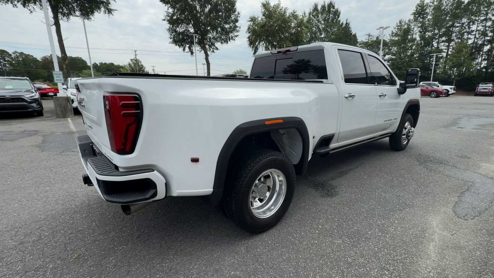 2024 GMC Sierra 3500HD Denali