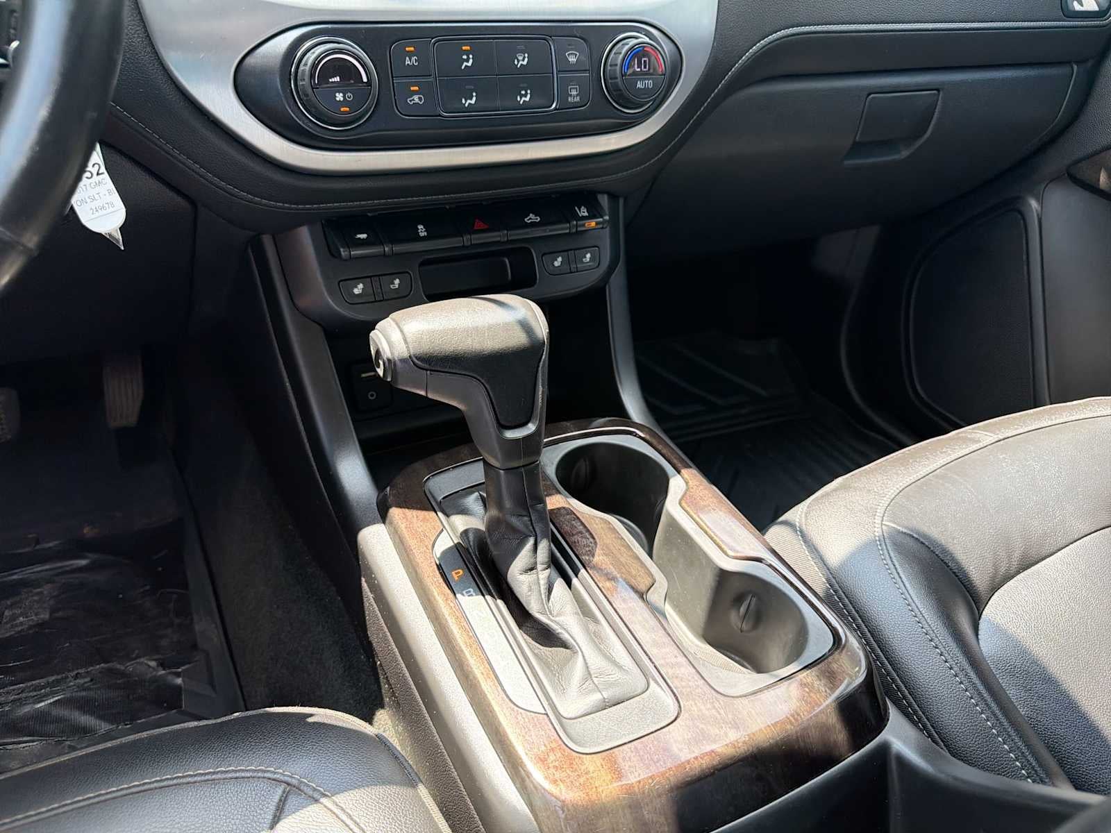 2017 GMC Canyon 4WD SLT