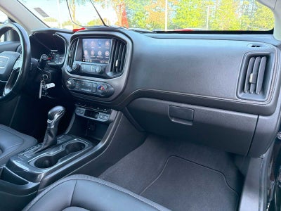 2022 GMC Canyon 4WD AT4 w/Cloth