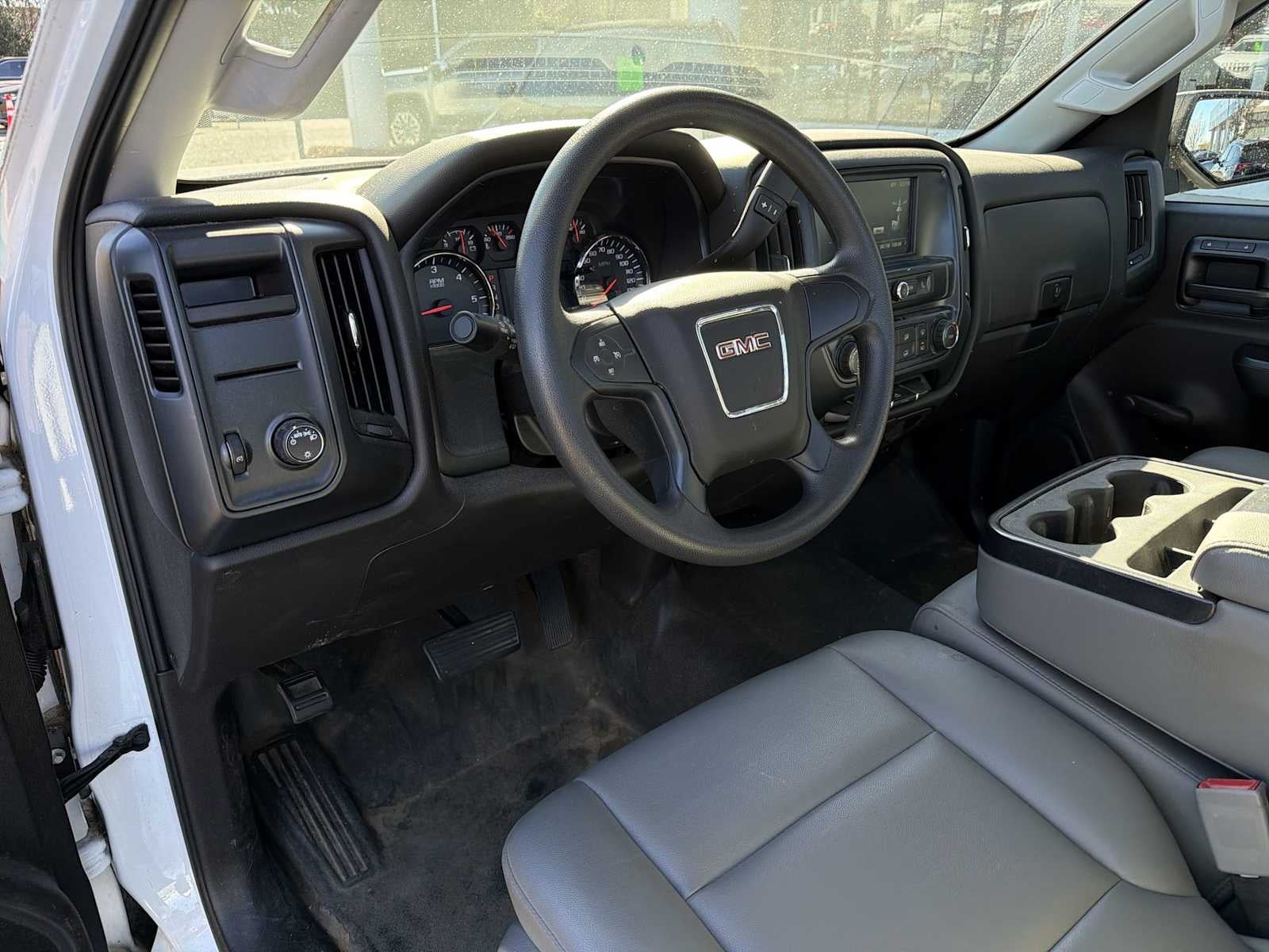 2018 GMC Sierra 1500 2WD Reg Cab 119.0"