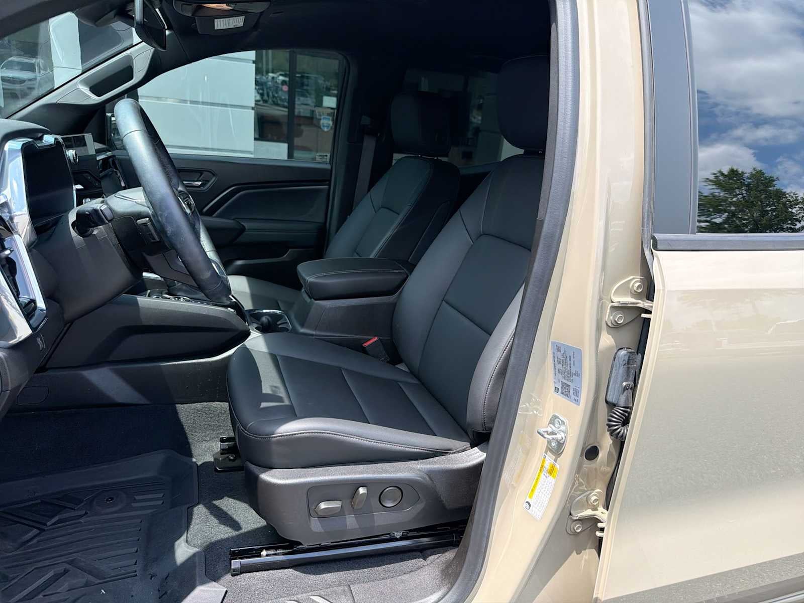 2024 GMC Canyon 4WD Elevation
