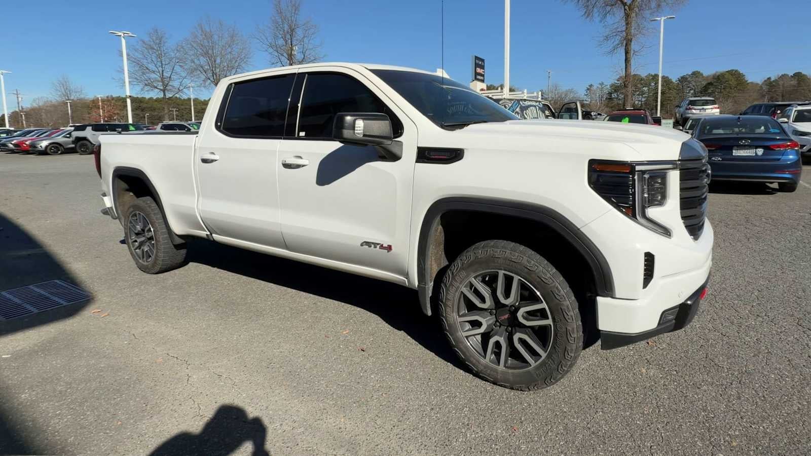 2023 GMC Sierra 1500 AT4
