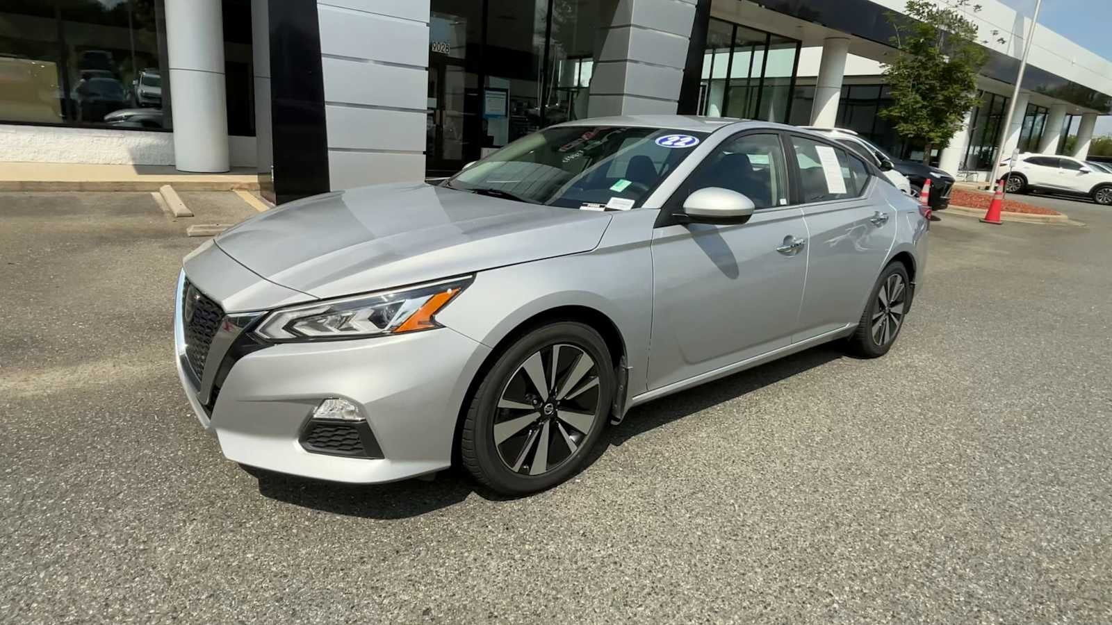 2022 Nissan Altima 2.5 SV