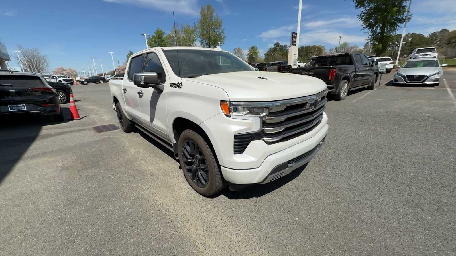 2023 Chevrolet Silverado 1500 High Country