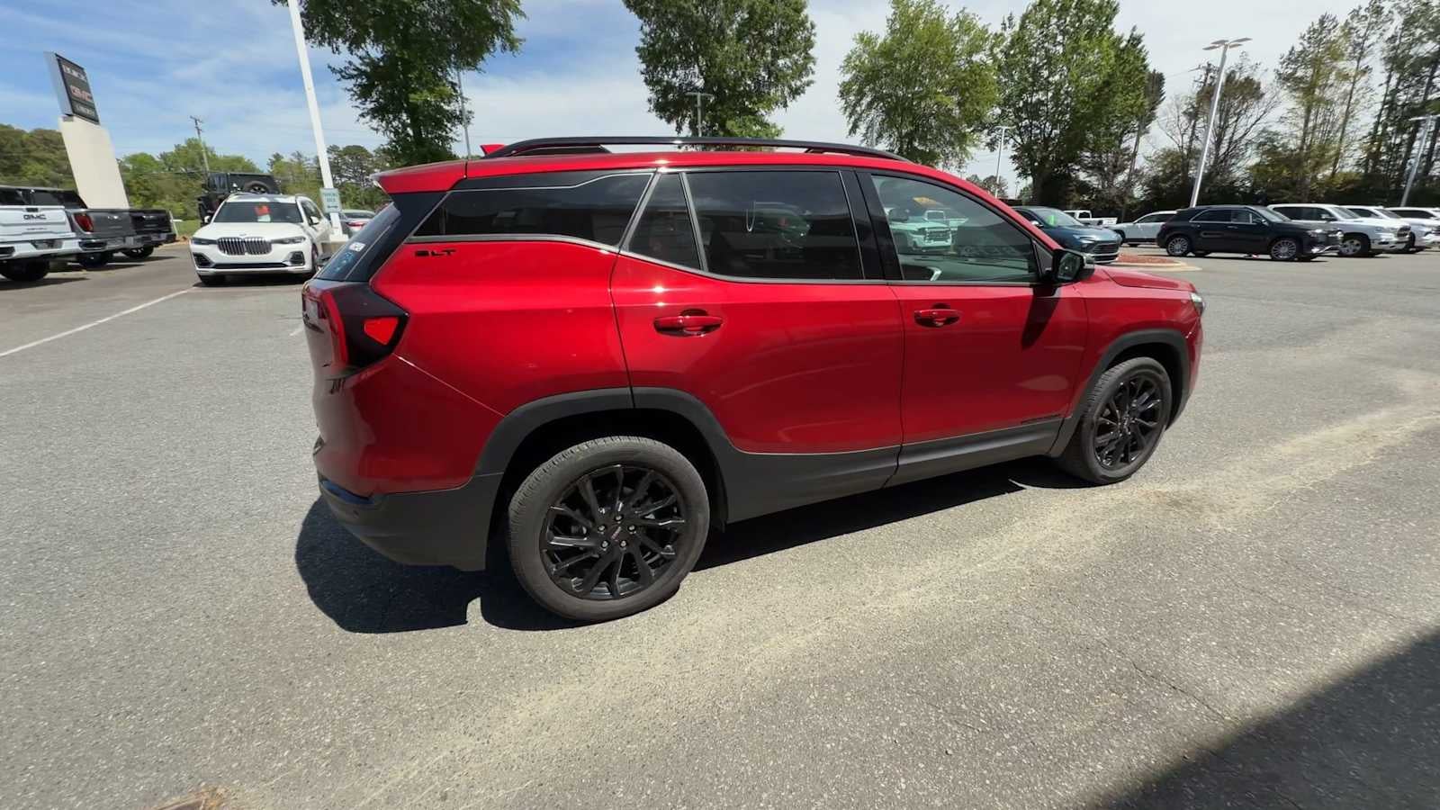 2024 GMC Terrain SLT