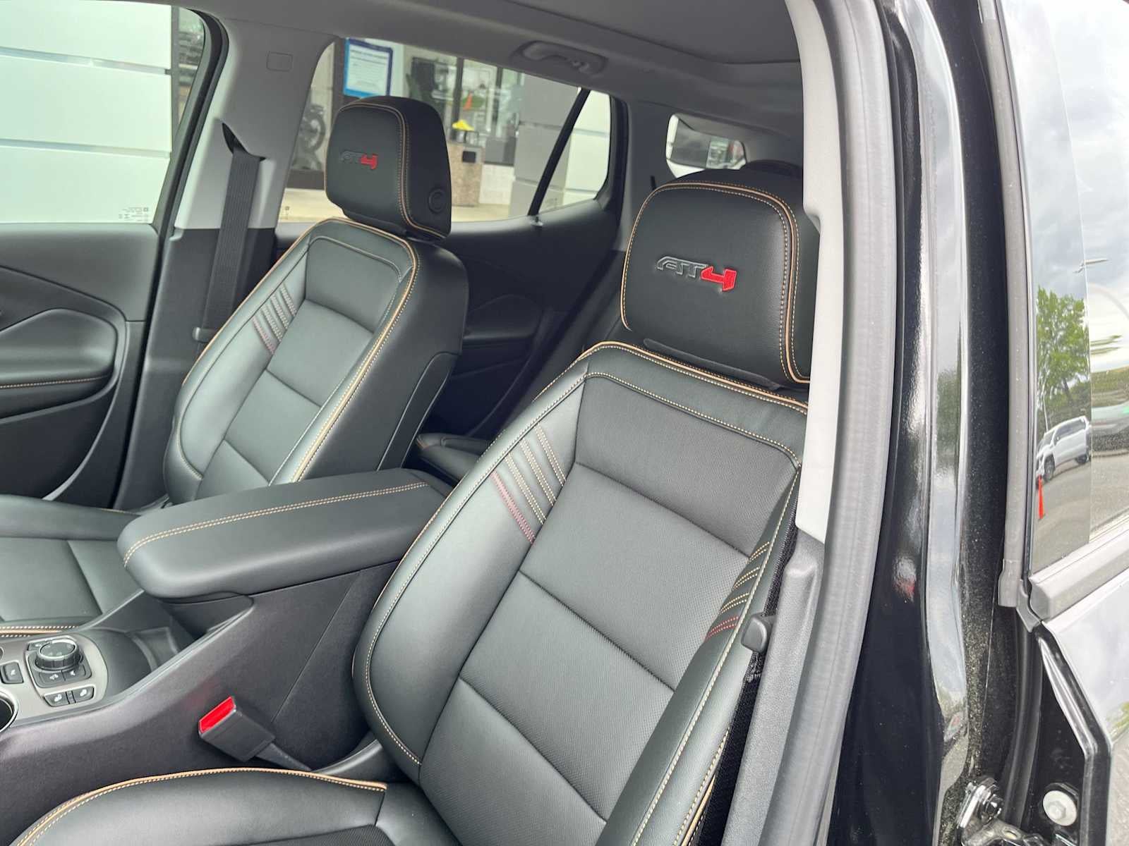 2024 GMC Terrain AT4