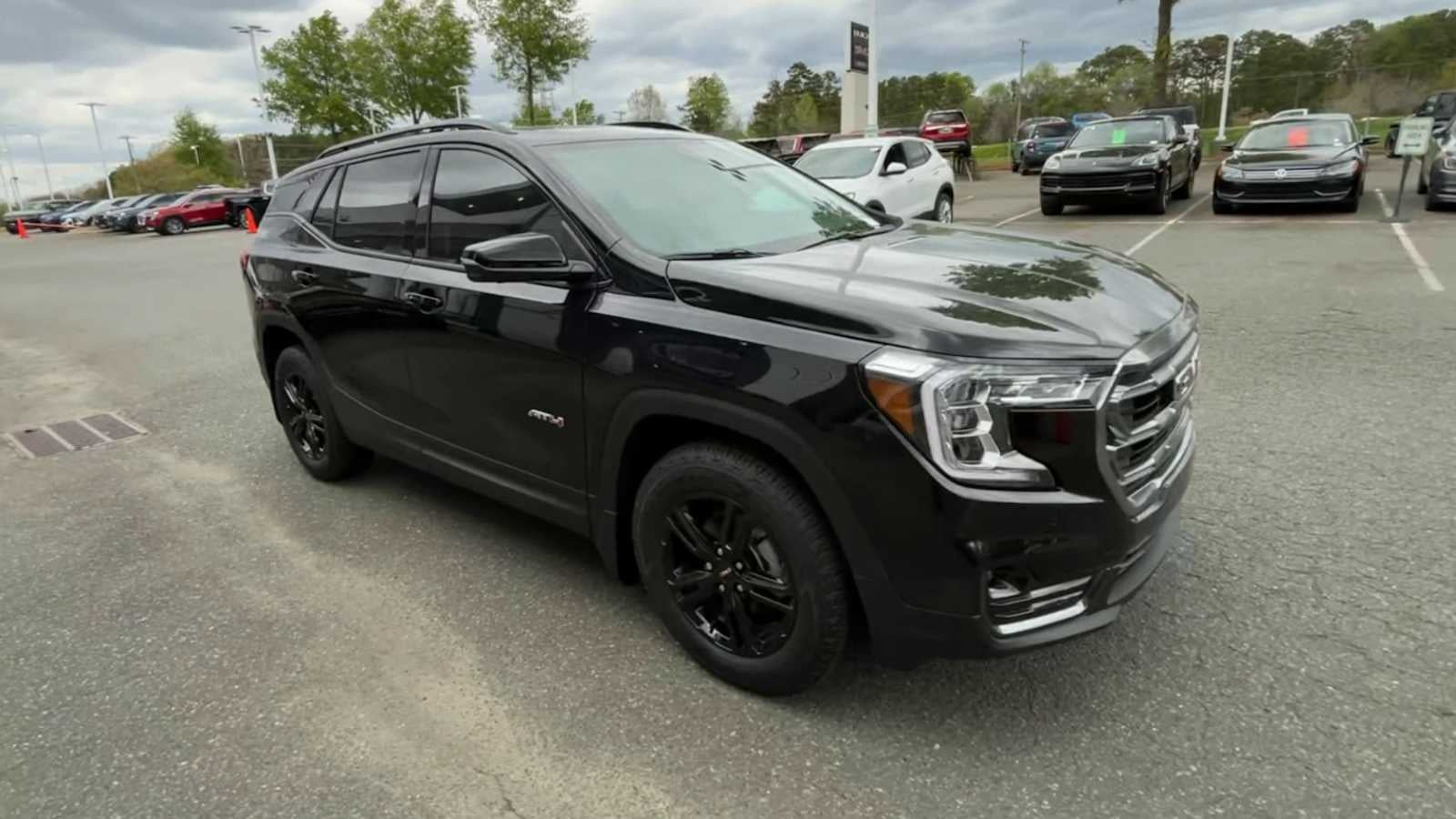 2024 GMC Terrain AT4