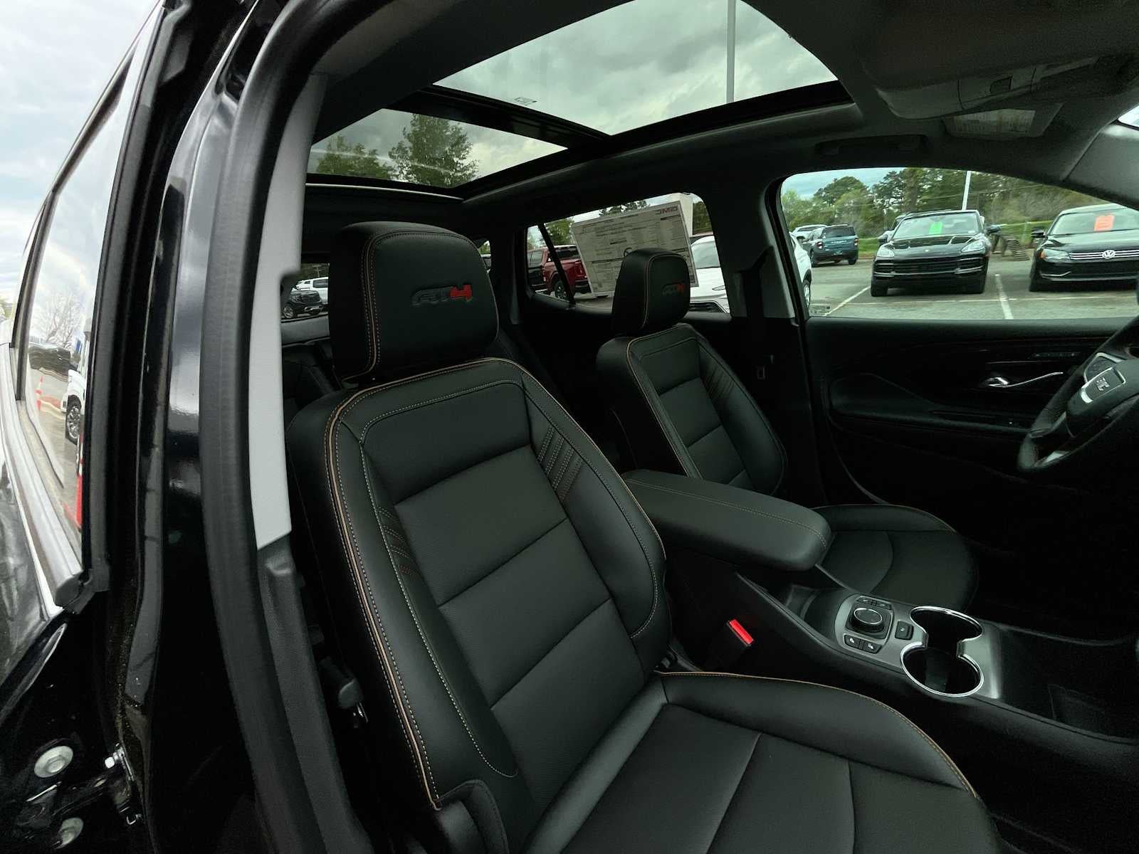 2024 GMC Terrain AT4