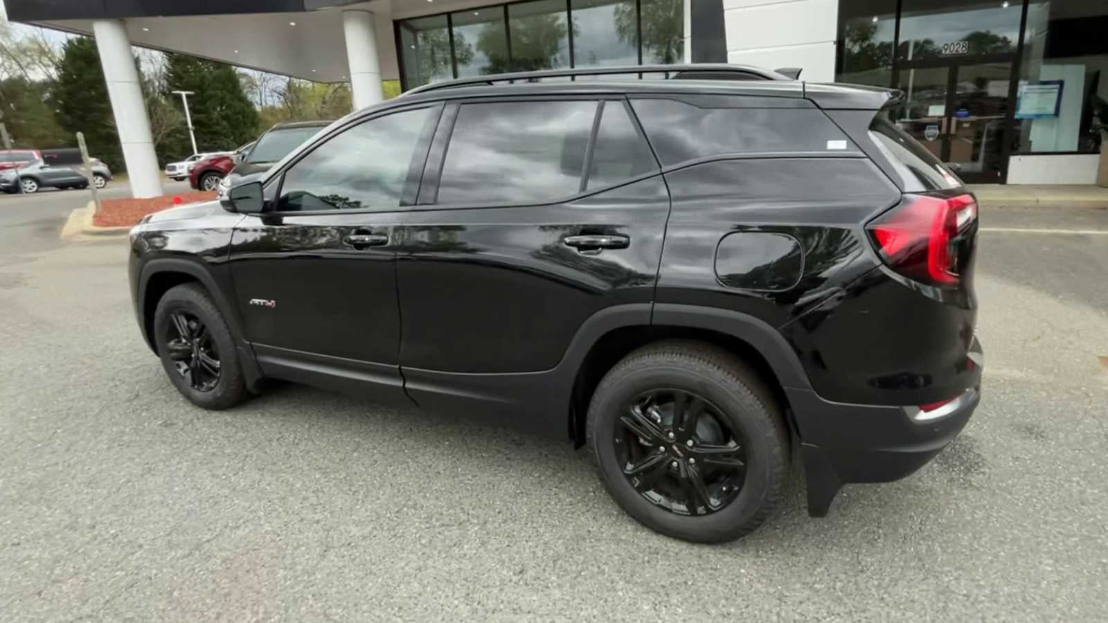 2024 GMC Terrain AT4