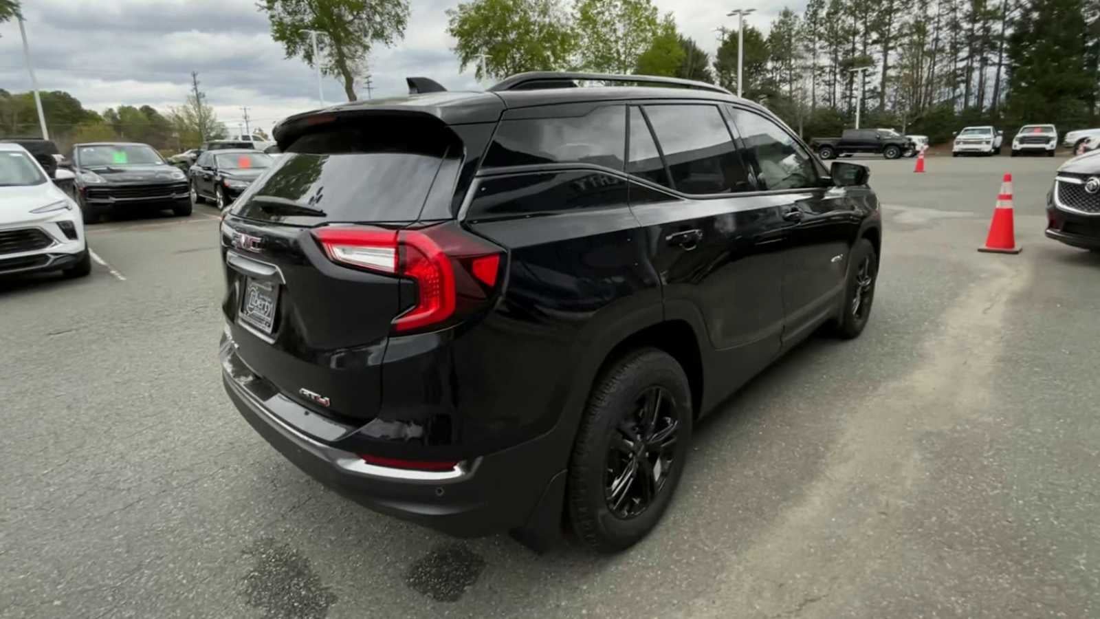2024 GMC Terrain AT4