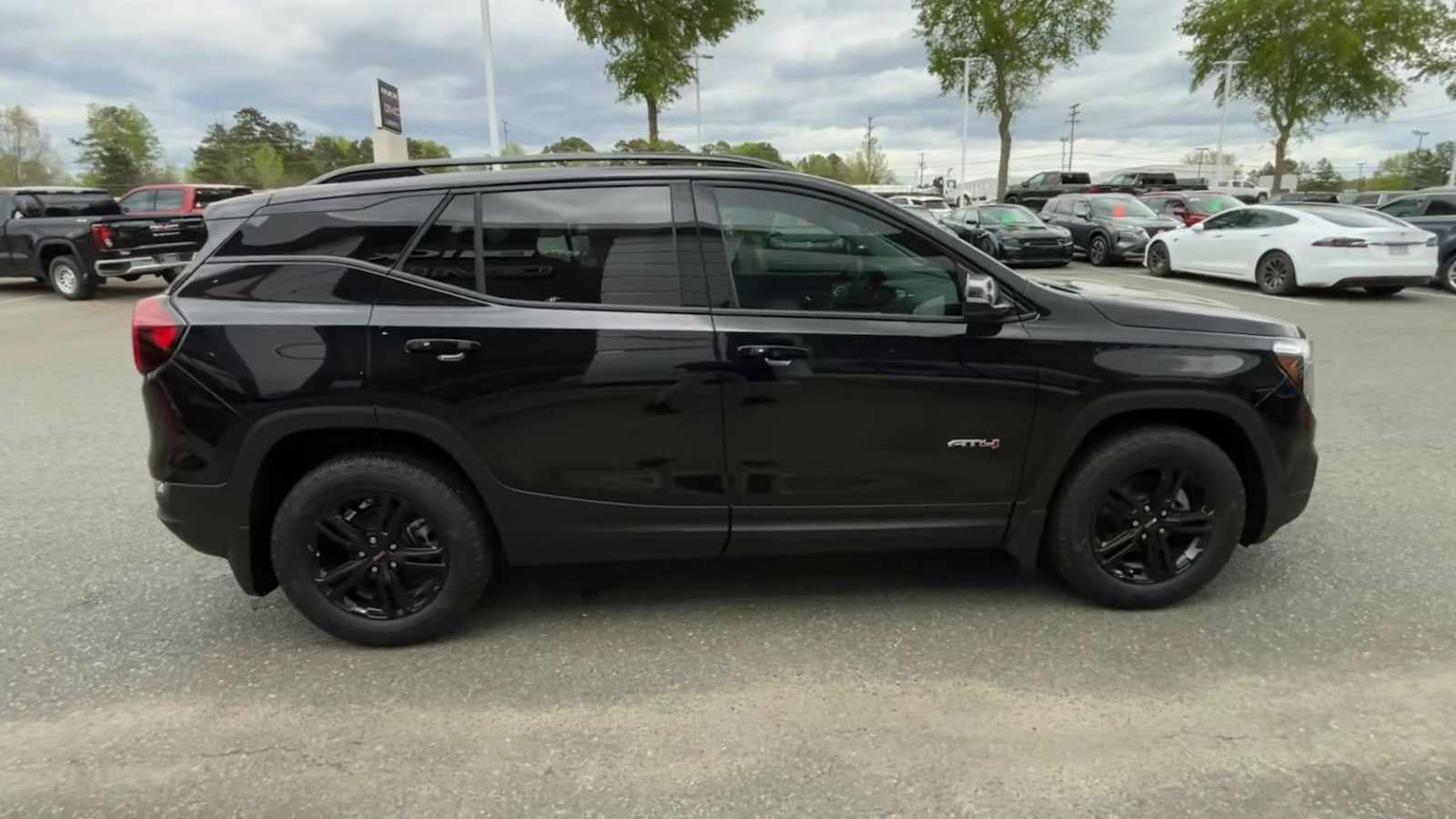 2024 GMC Terrain AT4