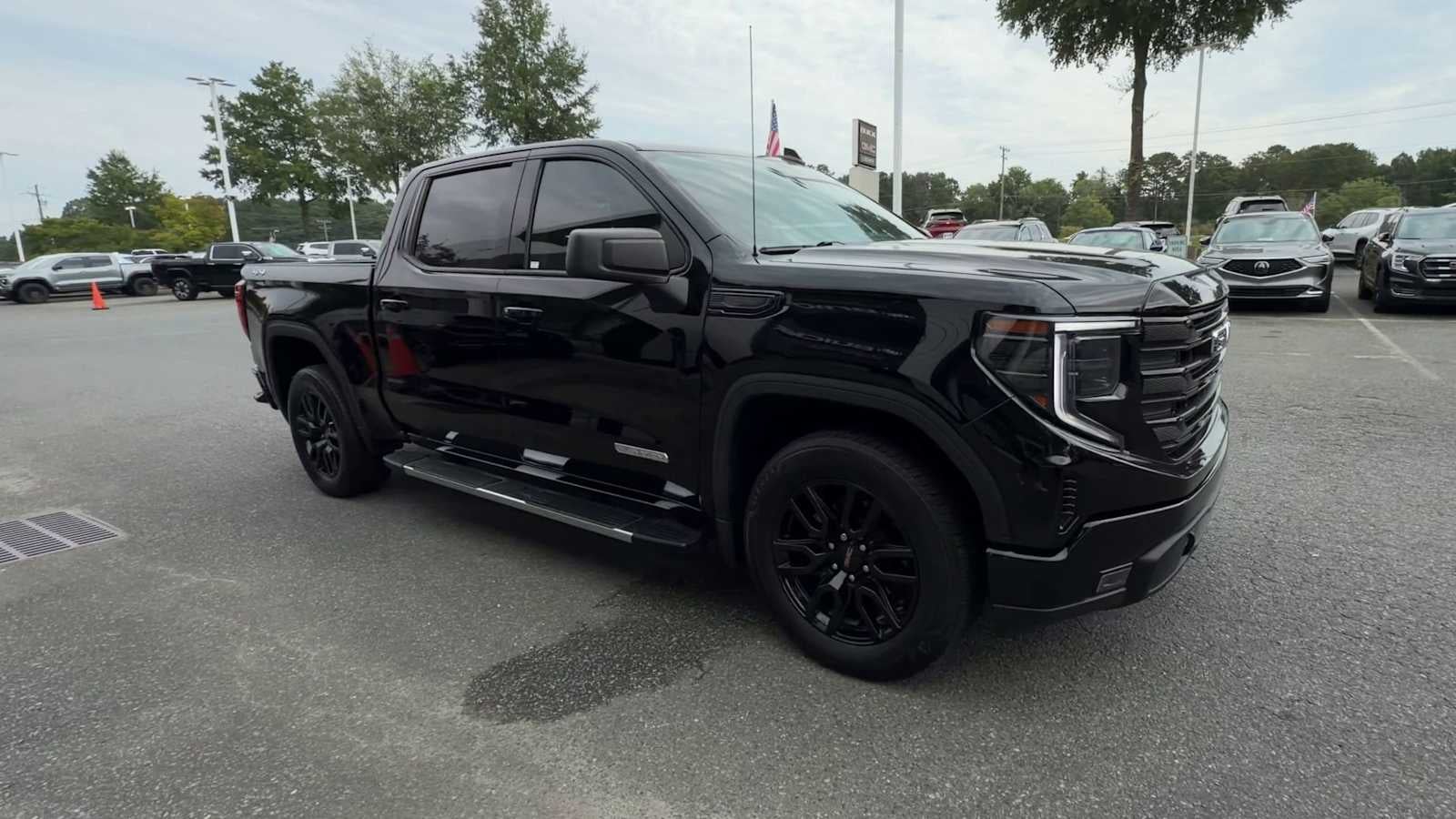 2023 GMC Sierra 1500 Elevation
