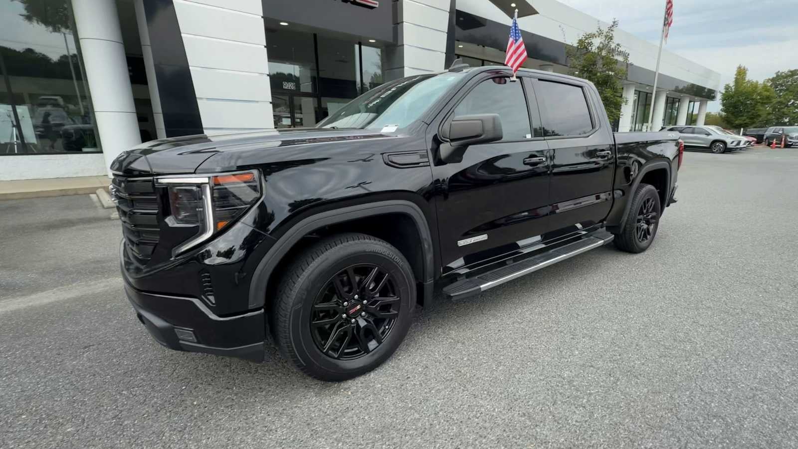 2023 GMC Sierra 1500 Elevation
