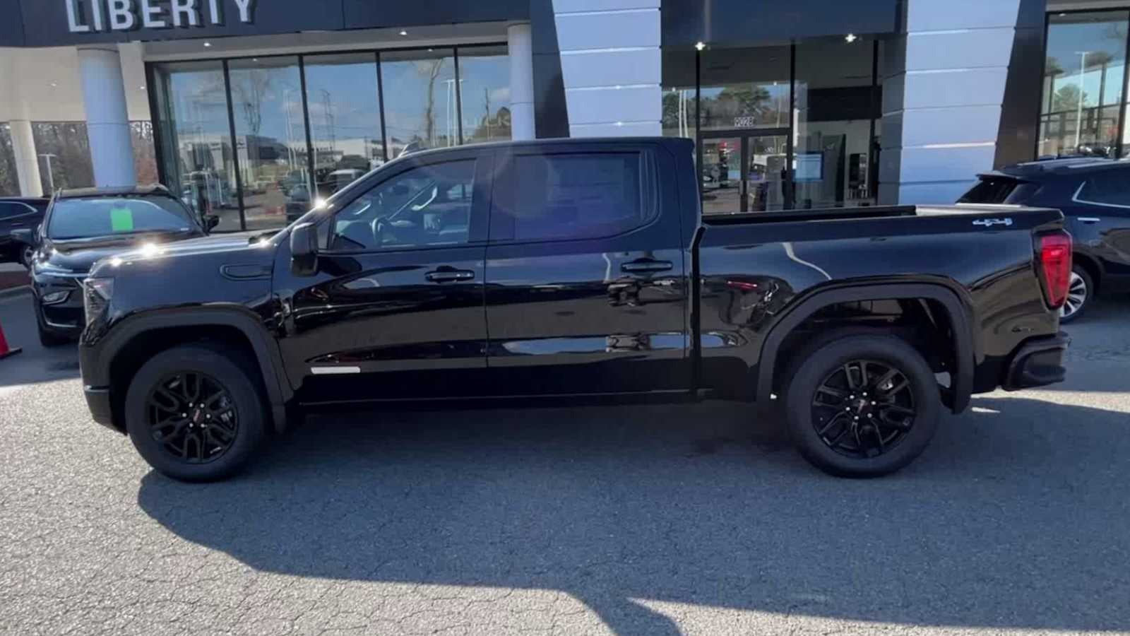 2023 GMC Sierra 1500 Elevation