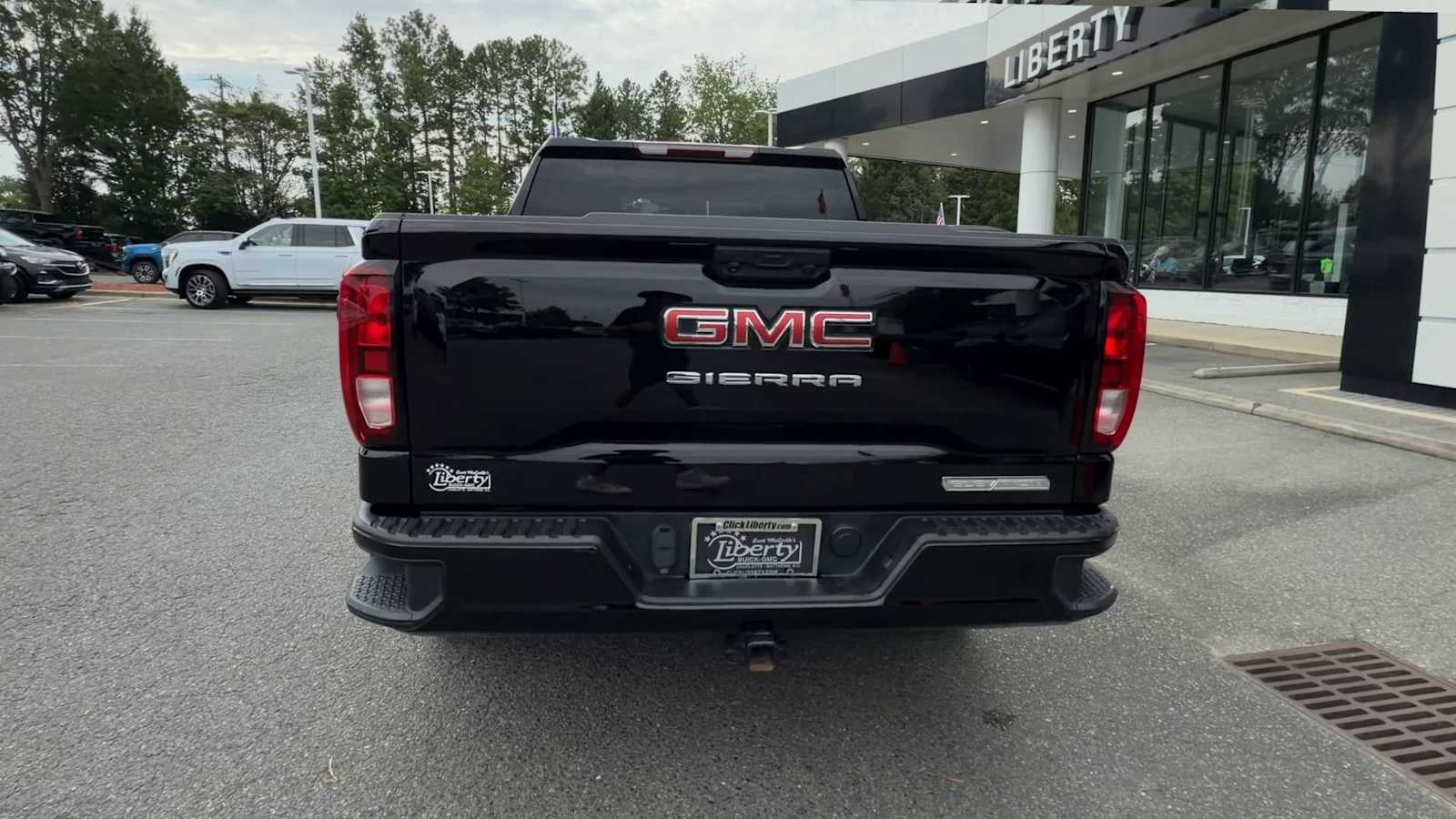 2023 GMC Sierra 1500 Elevation
