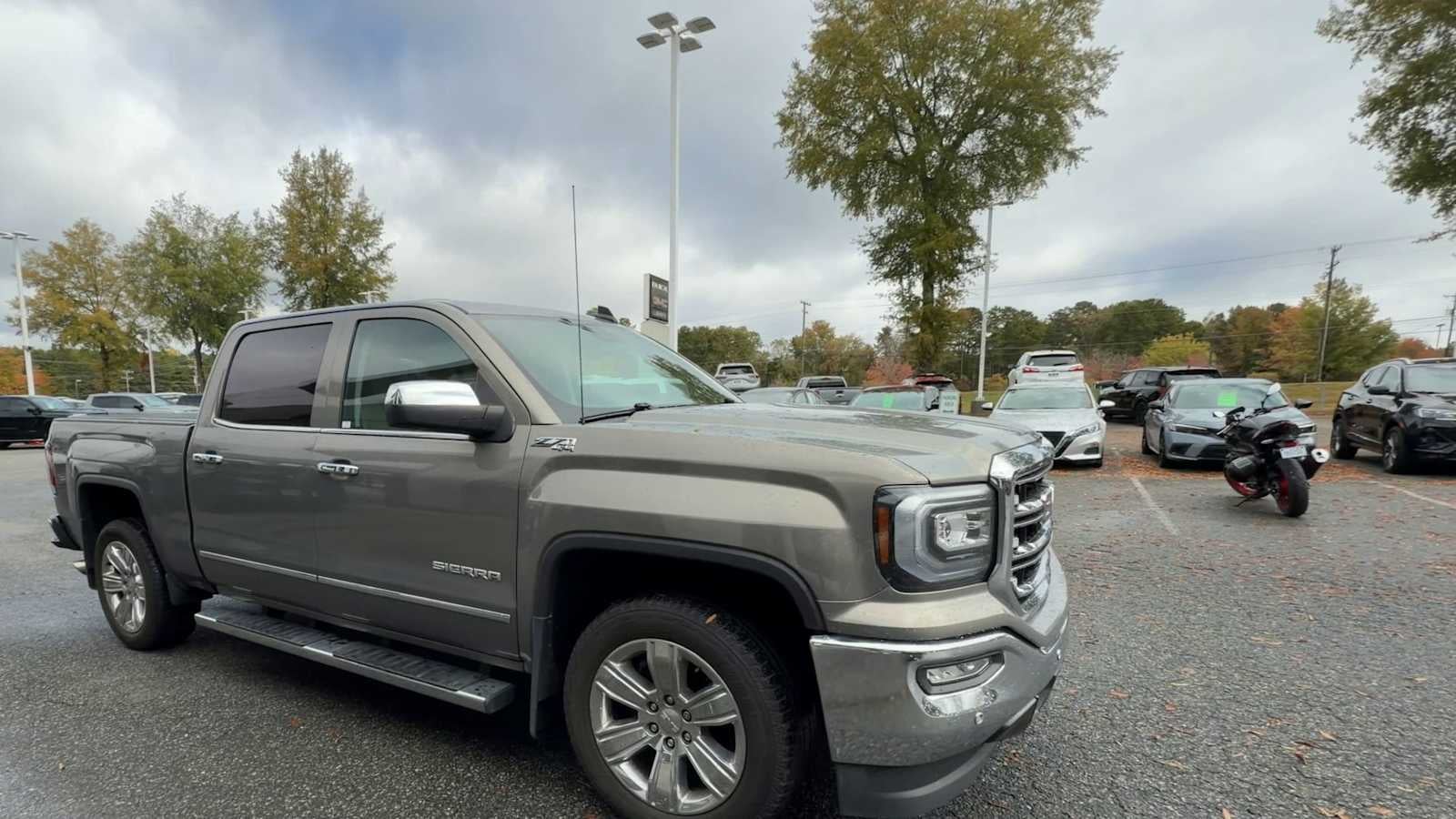 2017 GMC Sierra 1500 SLT
