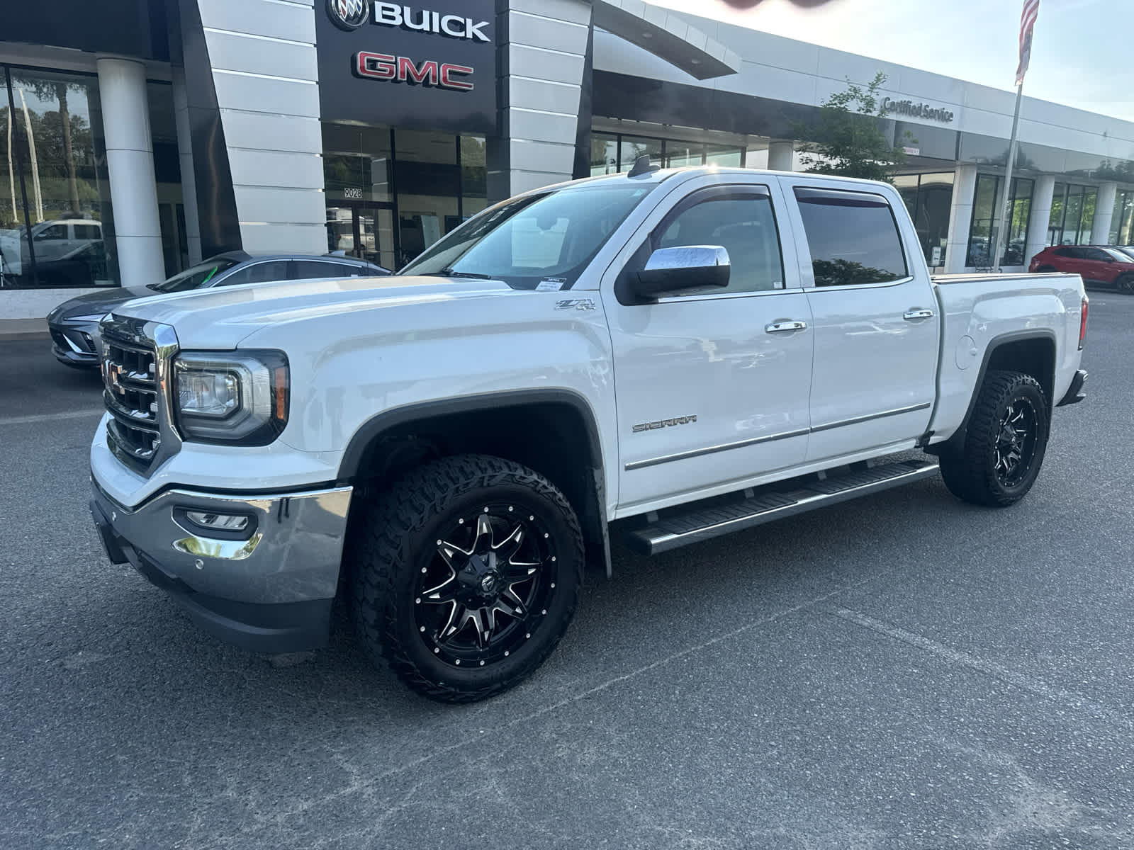 2018 GMC Sierra 1500 SLT