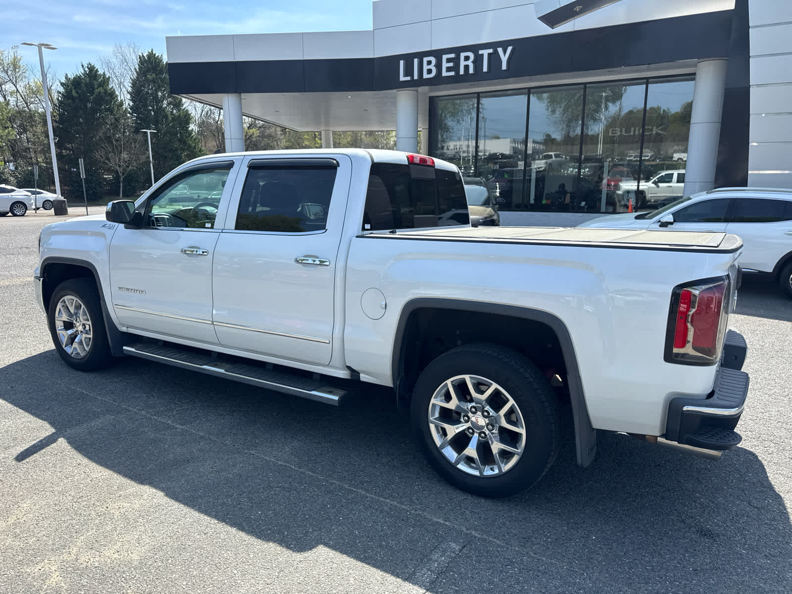 2017 GMC Sierra 1500 SLT