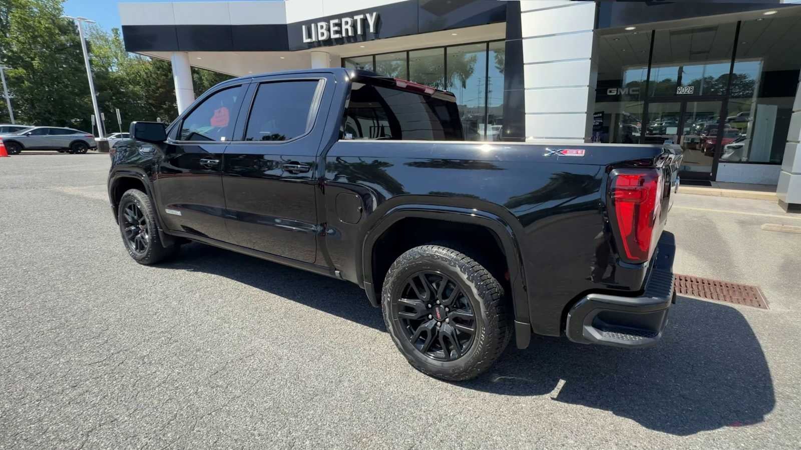 2024 GMC Sierra 1500 Elevation