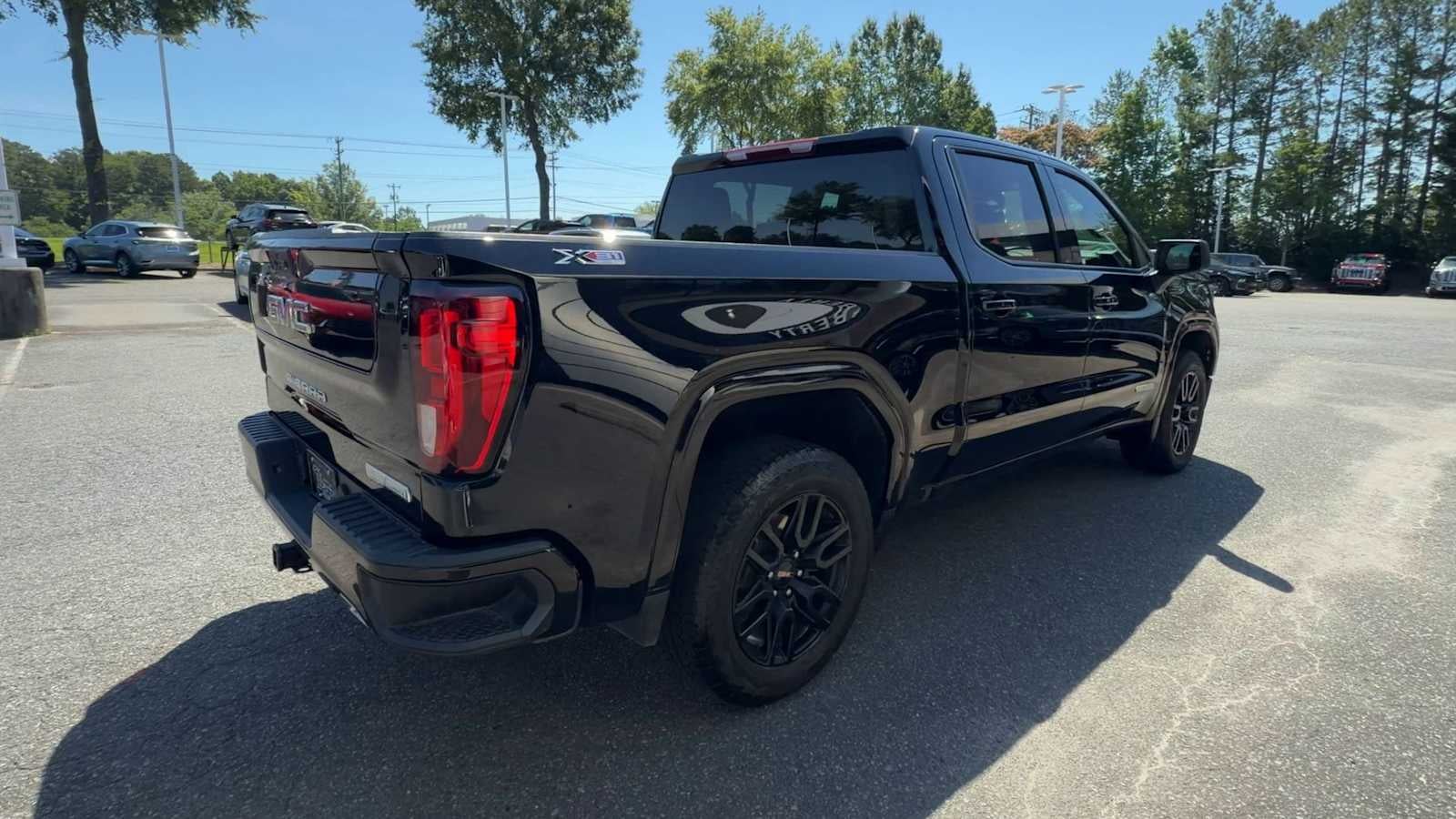 2024 GMC Sierra 1500 Elevation
