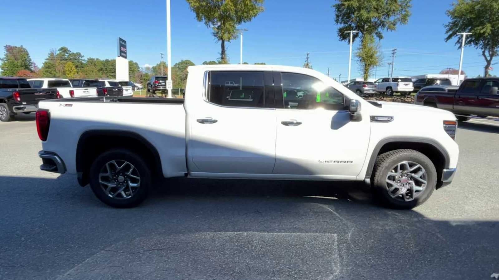 2022 GMC Sierra 1500 SLT