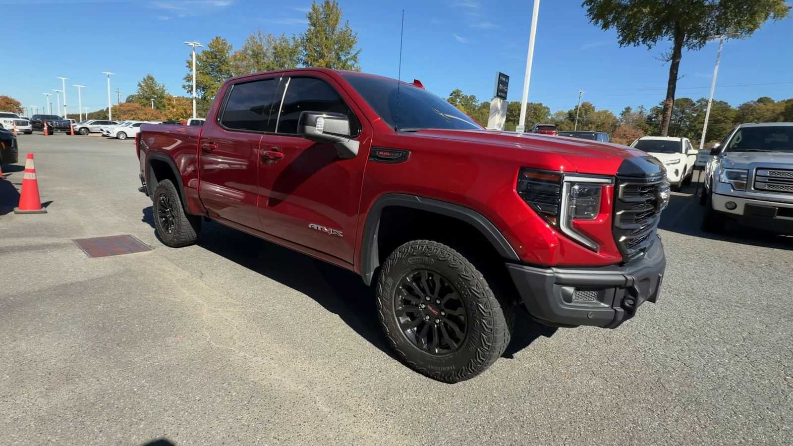 2023 GMC Sierra 1500 AT4X