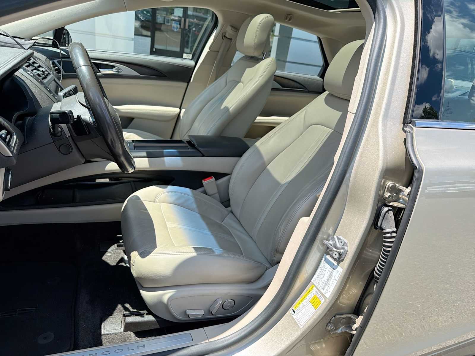2017 Lincoln MKZ Reserve