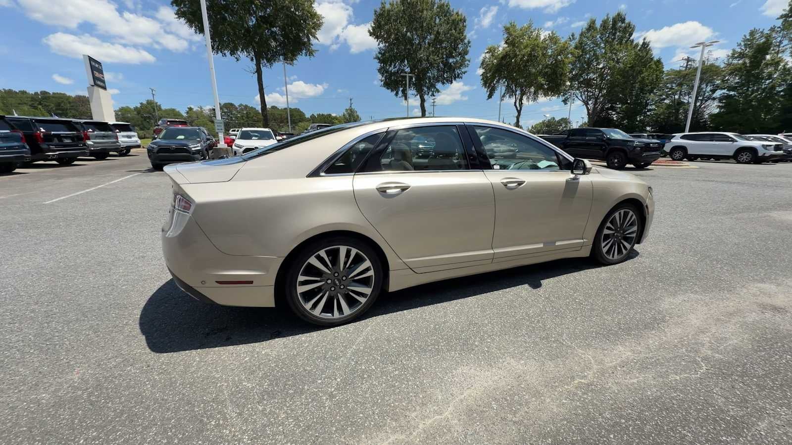 2017 Lincoln MKZ Reserve