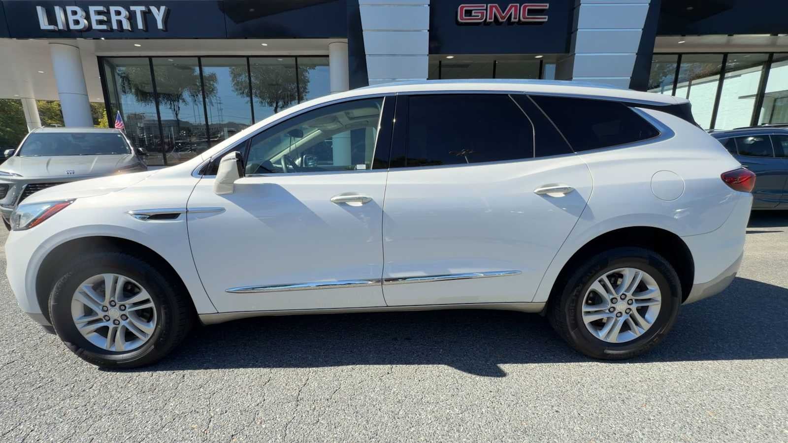 2021 Buick Enclave Essence