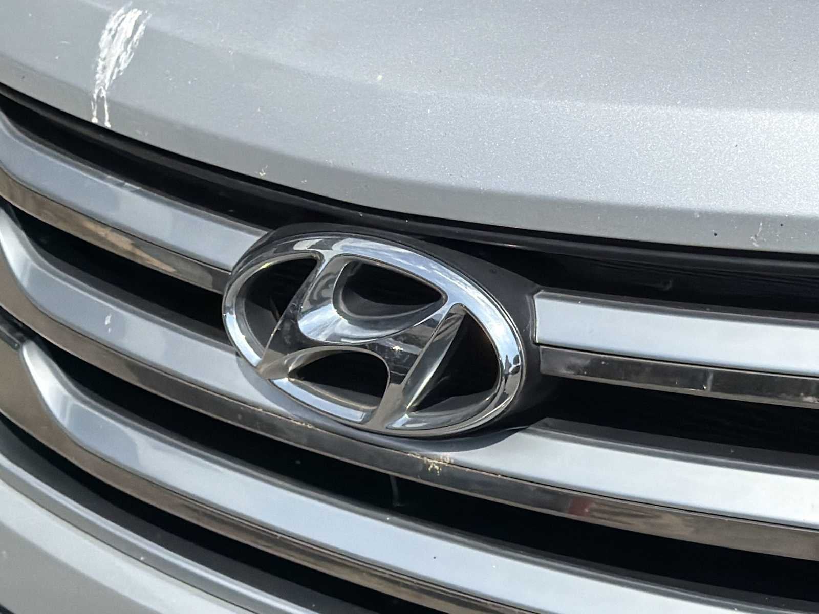2016 Hyundai Santa Fe Sport FWD 4dr 2.4