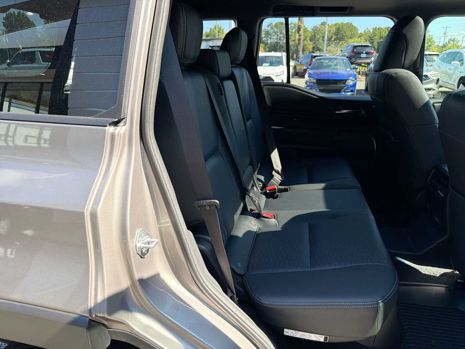 2026 Toyota Land Cruiser 4WD (Natl)