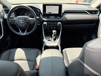 2025 Toyota RAV4 Hybrid XLE Premium