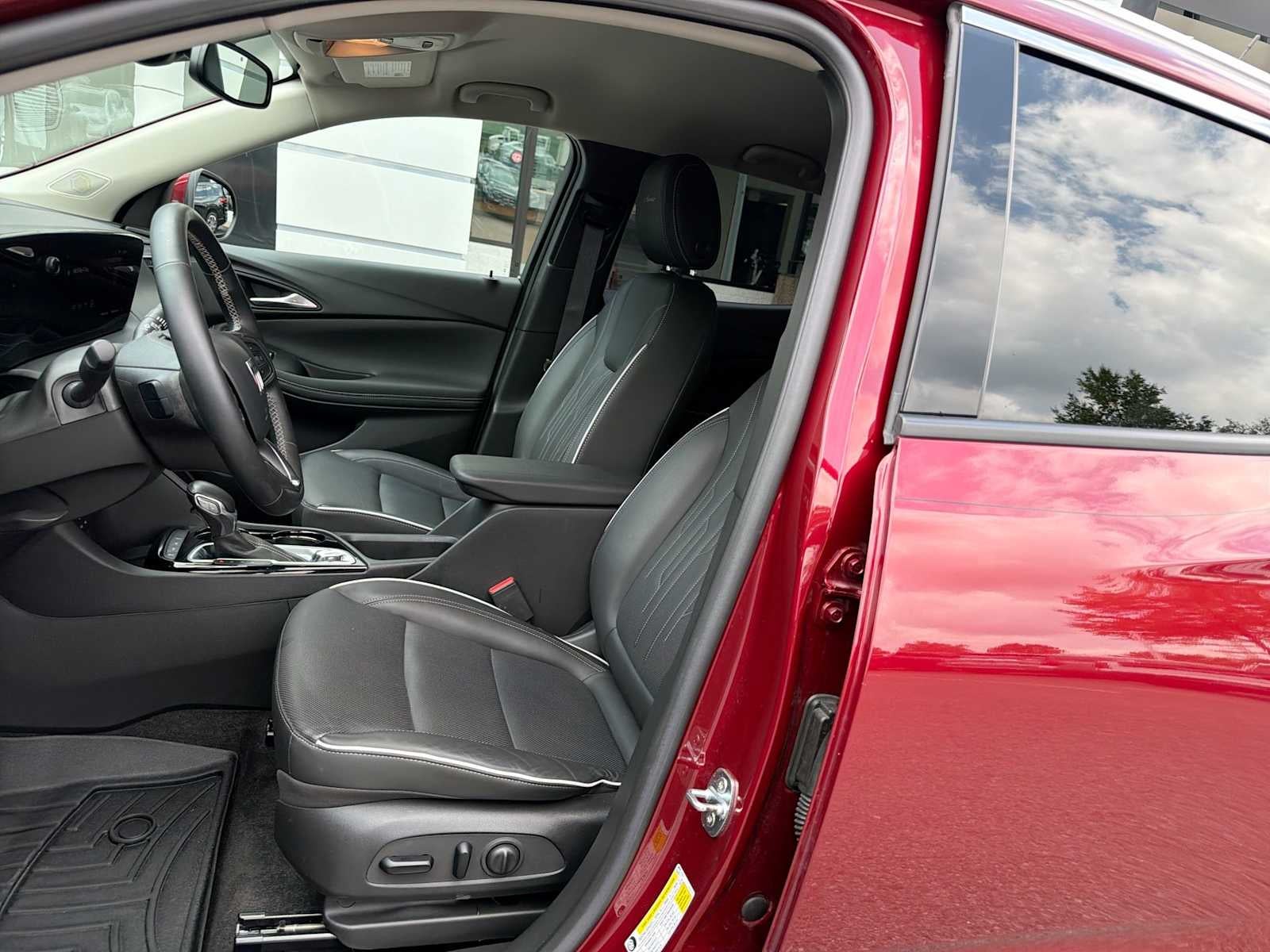 2024 Buick Encore GX Avenir
