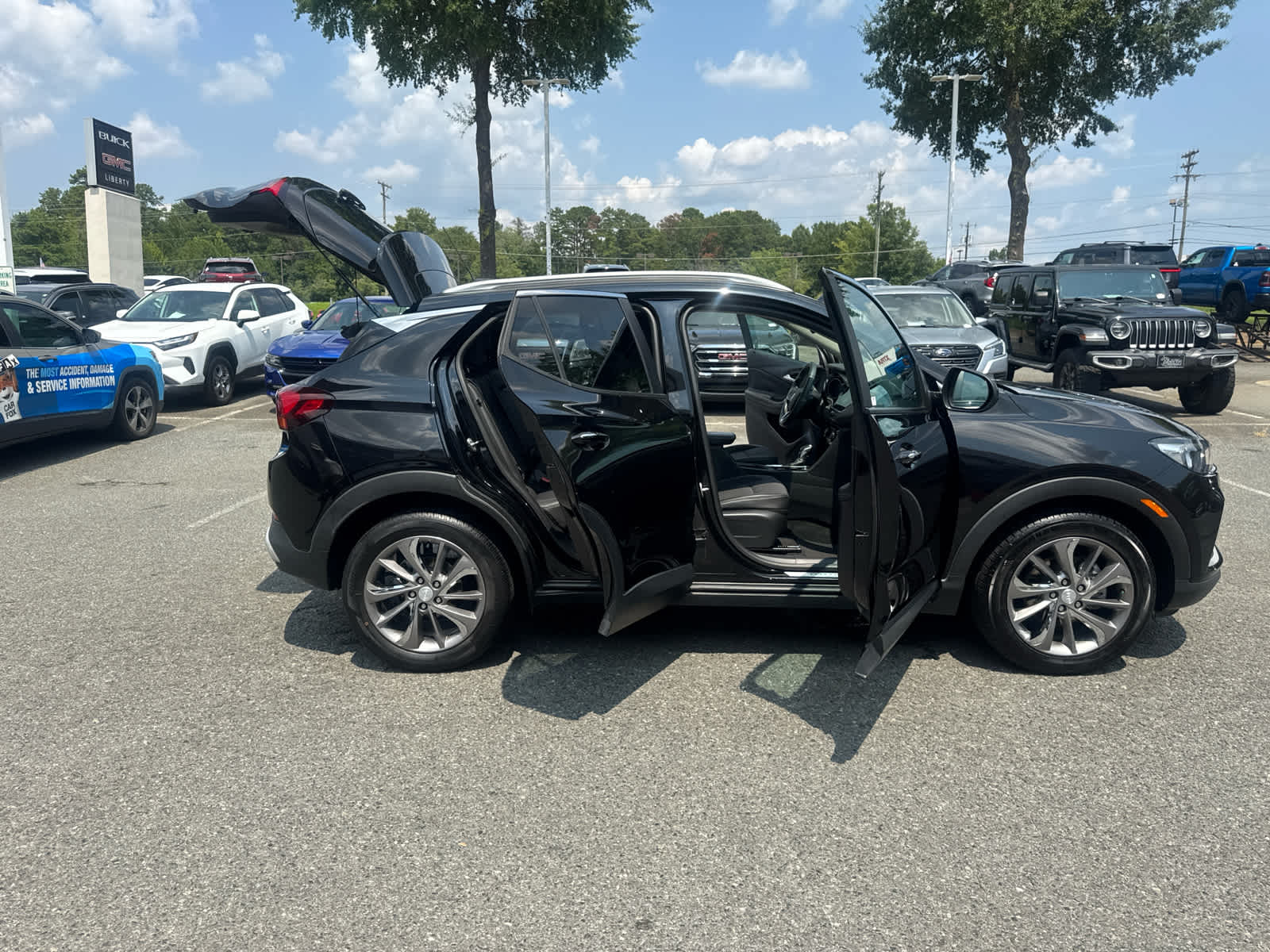 2022 Buick Encore GX Select