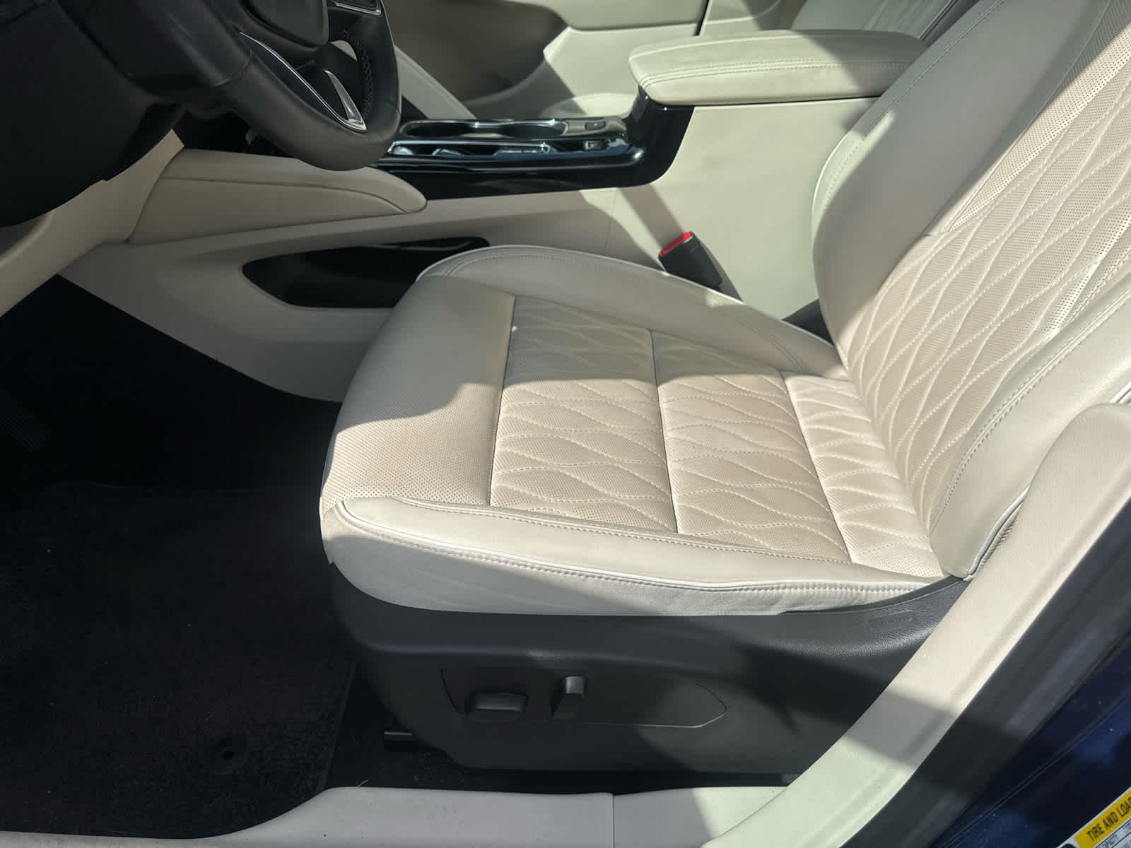 2022 Buick Envision Avenir